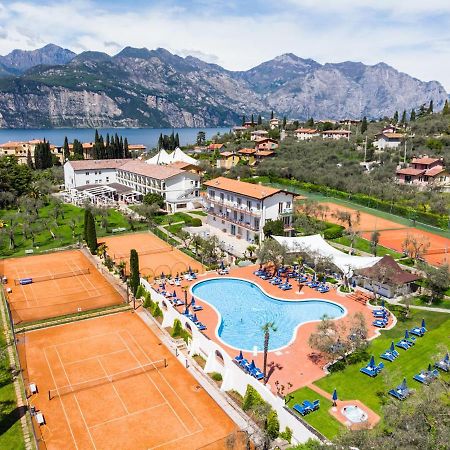 Club Hotel Olivi - Tennis Center Μαλτσεζίνε Εξωτερικό φωτογραφία