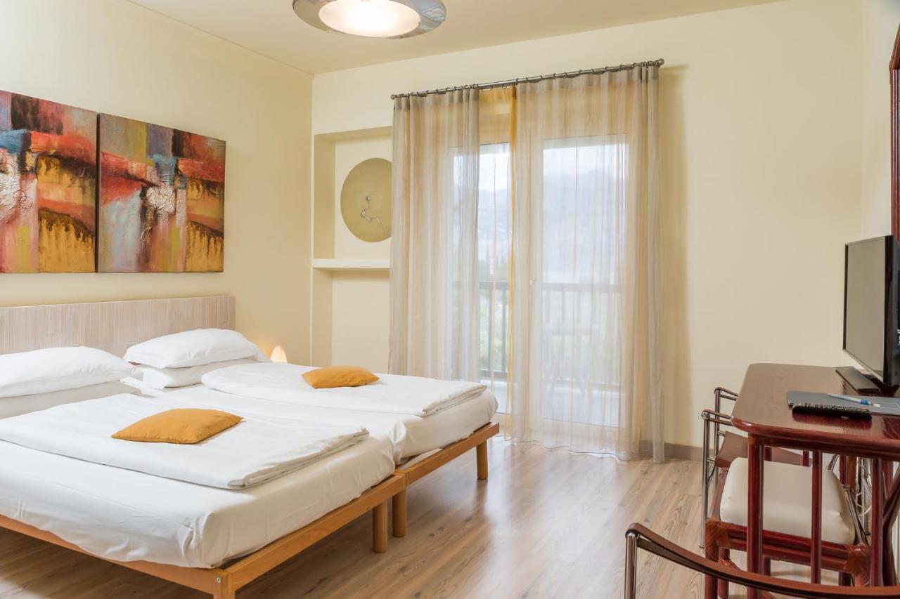 Club Hotel Olivi - Tennis Center Μαλτσεζίνε Εξωτερικό φωτογραφία