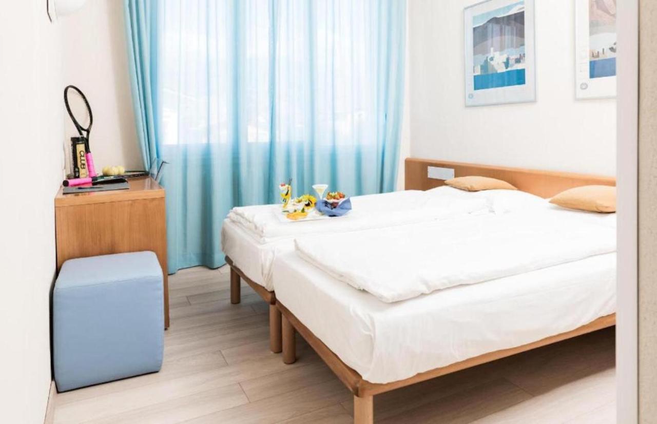 Club Hotel Olivi - Tennis Center Μαλτσεζίνε Εξωτερικό φωτογραφία