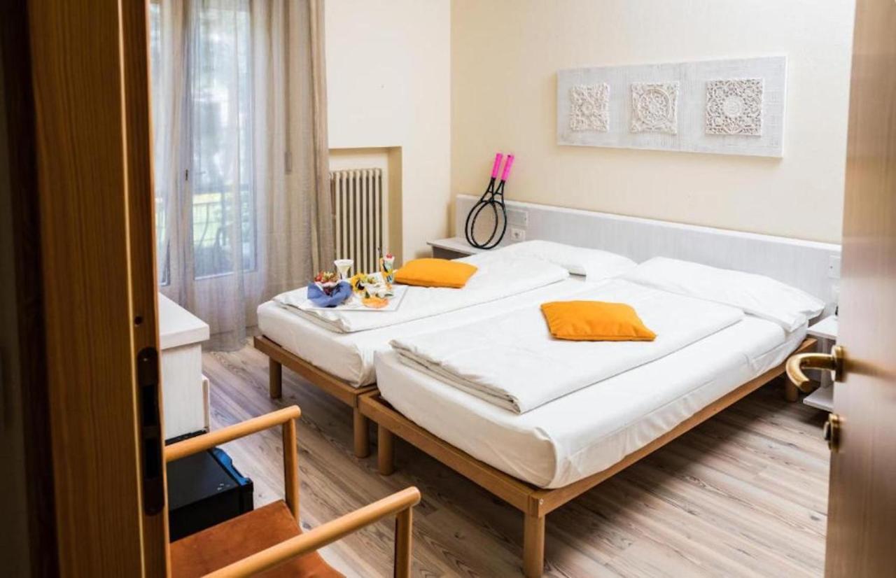 Club Hotel Olivi - Tennis Center Μαλτσεζίνε Εξωτερικό φωτογραφία