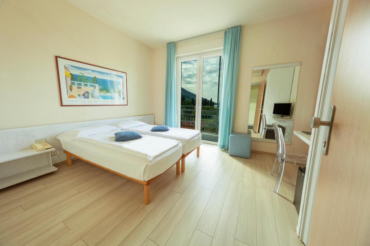 Club Hotel Olivi - Tennis Center Μαλτσεζίνε Εξωτερικό φωτογραφία