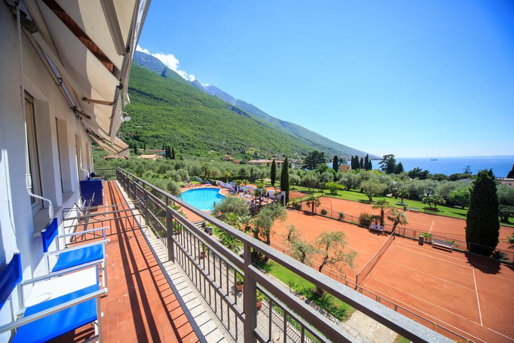 Club Hotel Olivi - Tennis Center Μαλτσεζίνε Εξωτερικό φωτογραφία