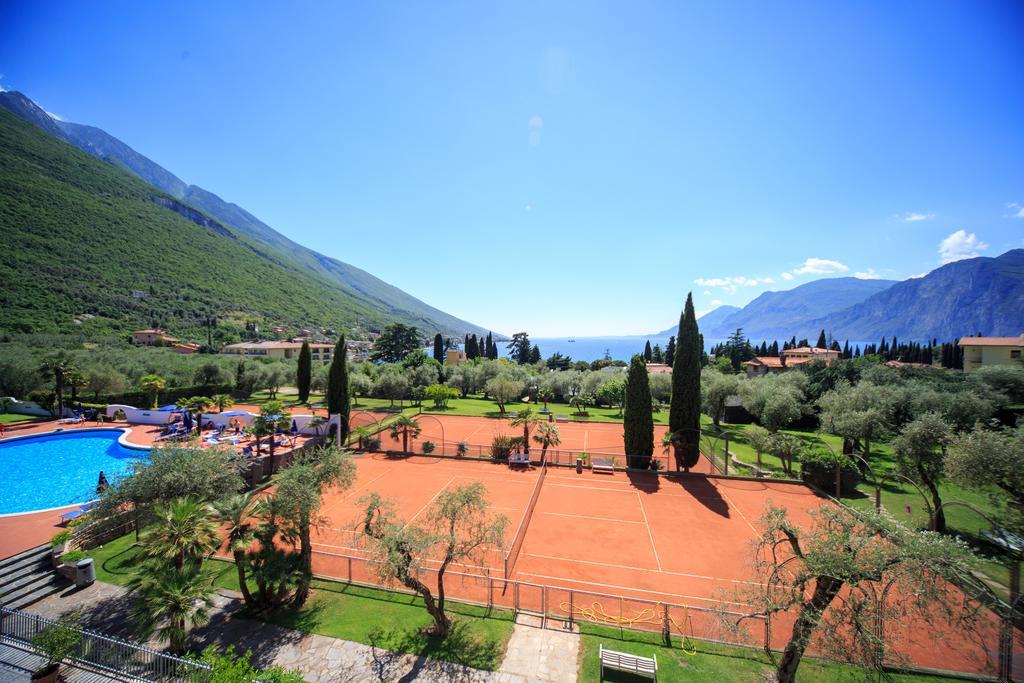 Club Hotel Olivi - Tennis Center Μαλτσεζίνε Εξωτερικό φωτογραφία