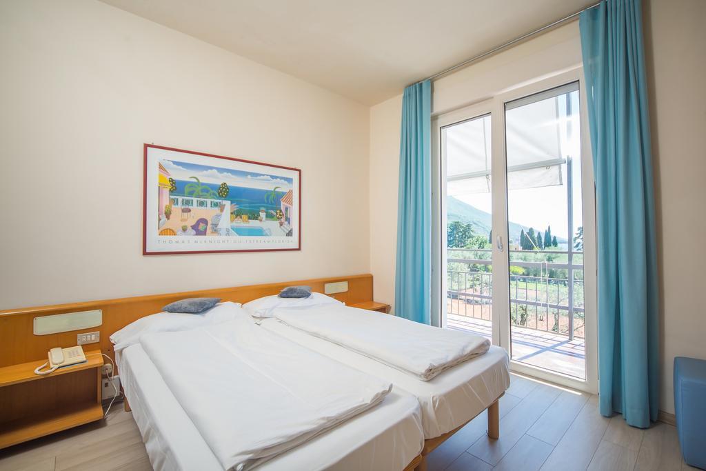 Club Hotel Olivi - Tennis Center Μαλτσεζίνε Εξωτερικό φωτογραφία